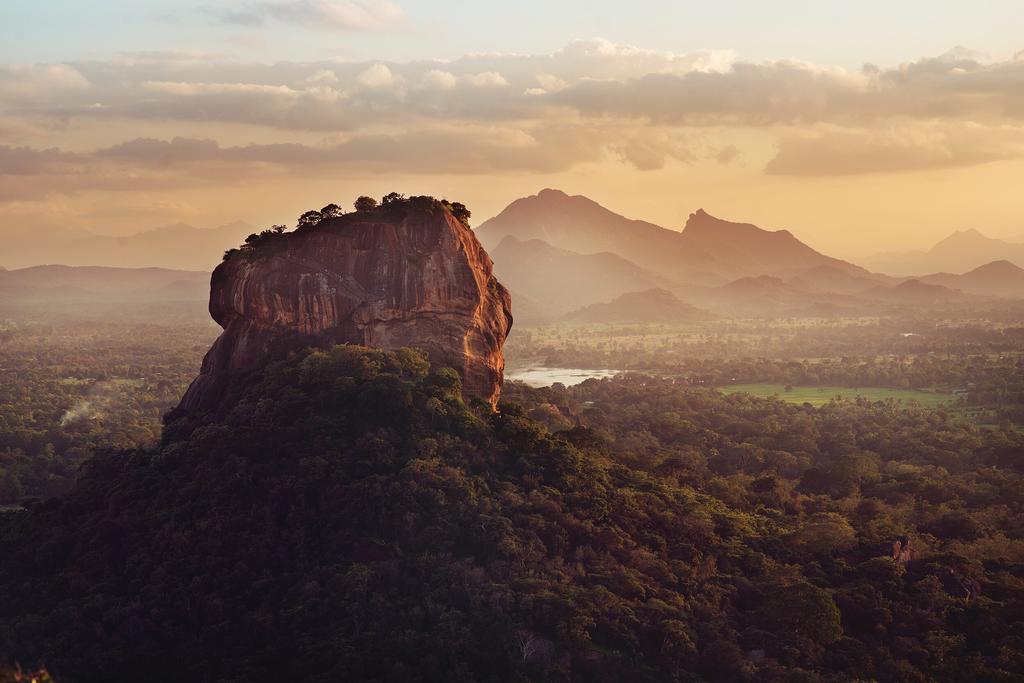 Sundaras Resort & Spa Dambulla Exteriör bild